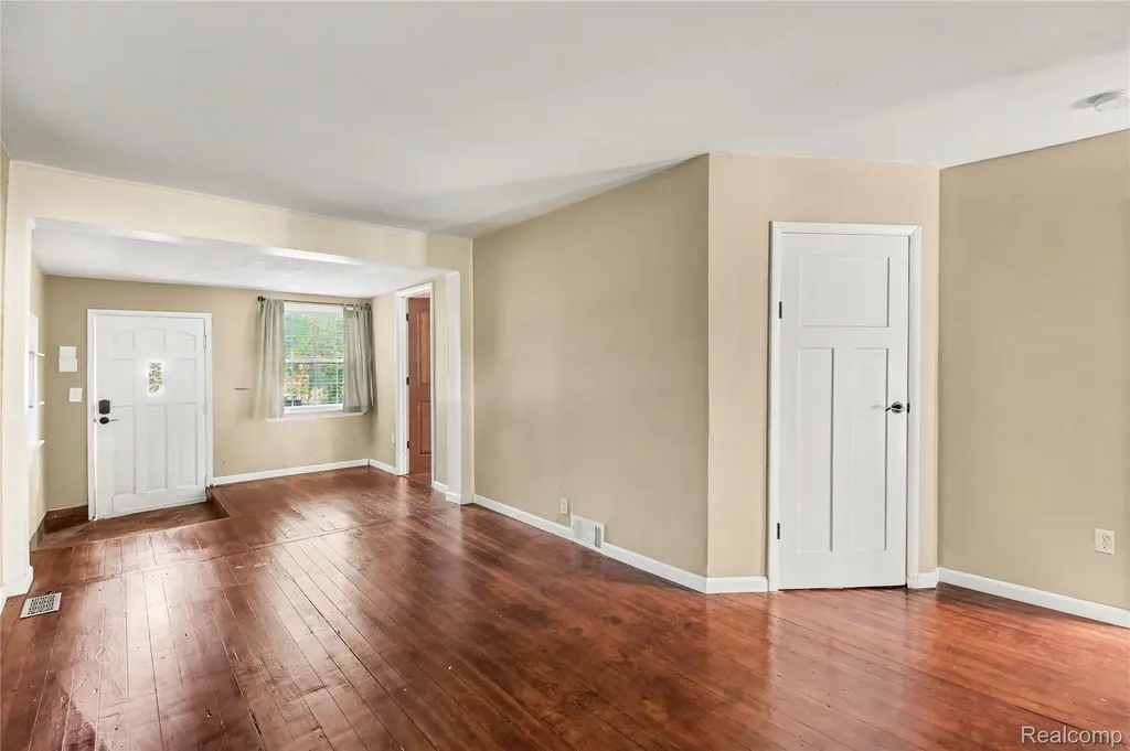 23830 Scotia Road Oak Park City MI 48237