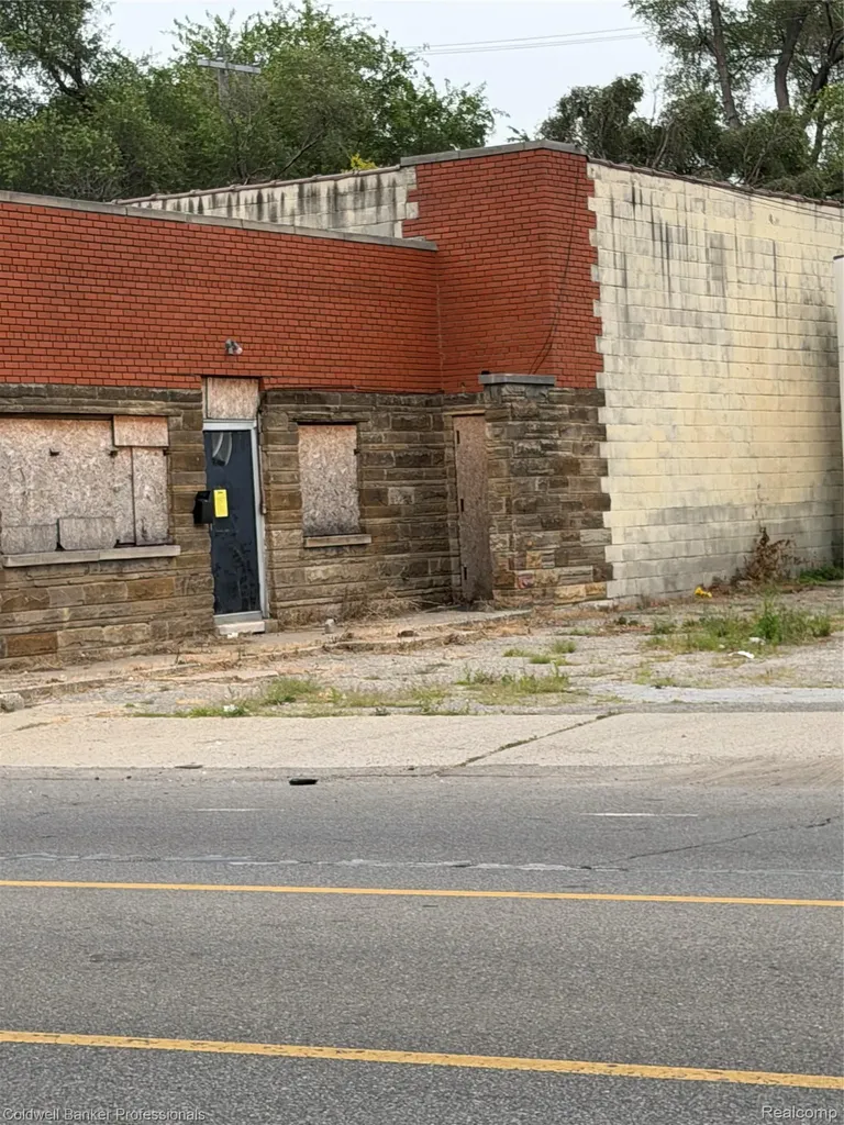 15026 Schaefer Highway Detroit City MI 48227