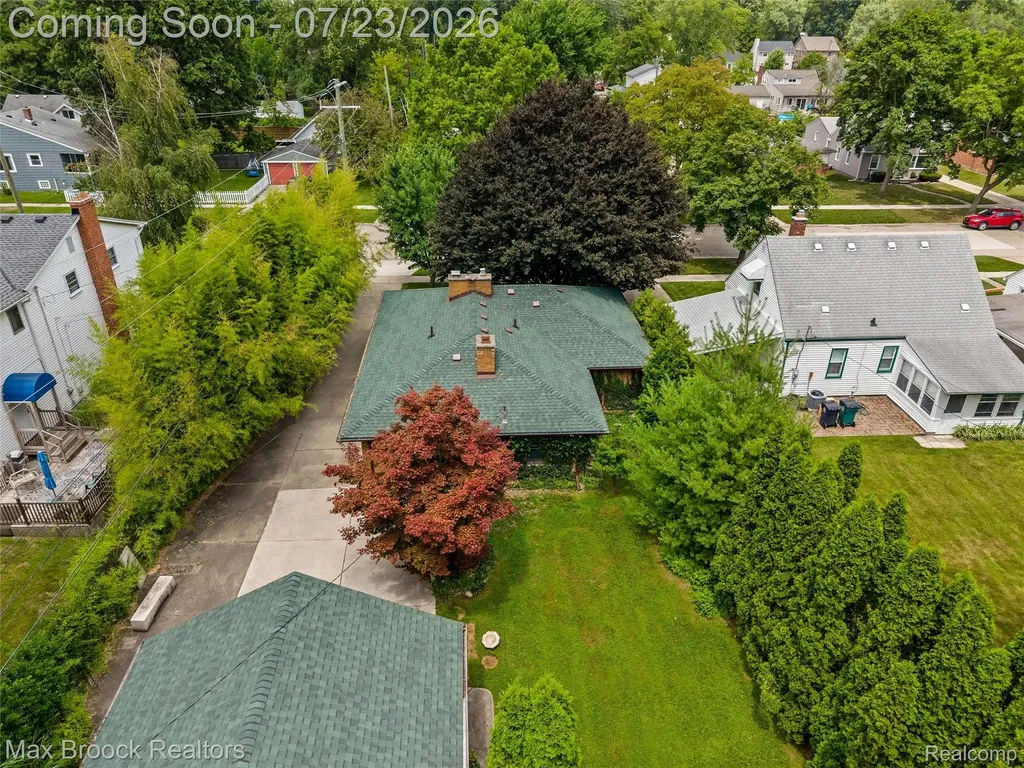 118 Midland Boulevard Royal Oak City MI 48073