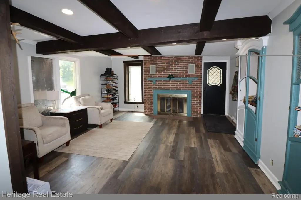 445 Mack Road Addison Township MI 48367