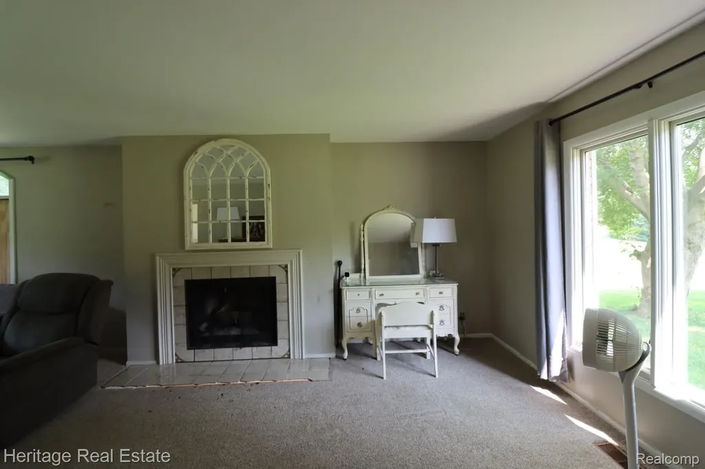 445 Mack Road Addison Township MI 48367