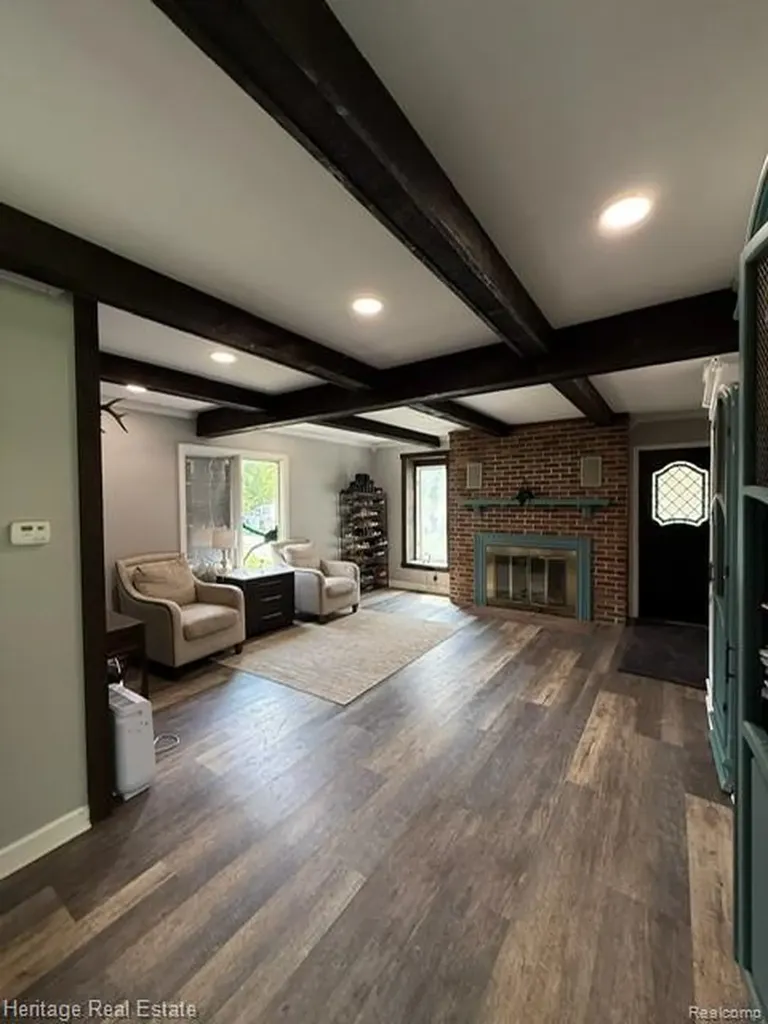445 Mack Road Addison Township MI 48367