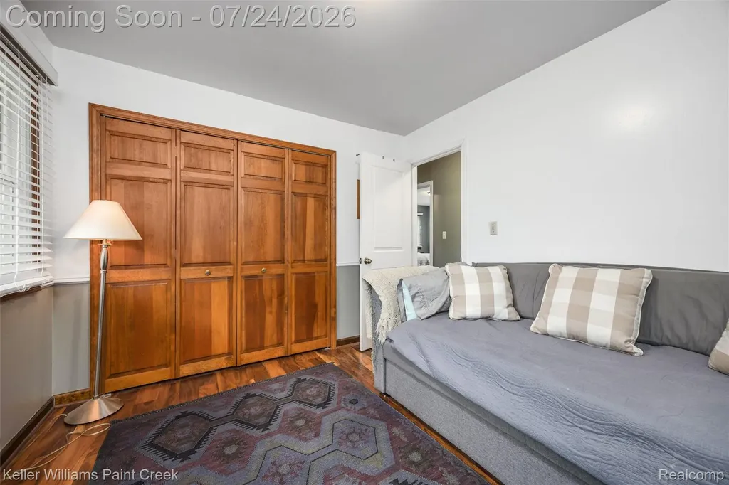340 Donegal Drive Rochester Hills City MI 48309