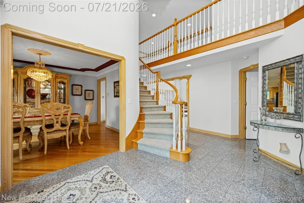 49787 Lakebridge Drive Shelby Charter Township MI 48315