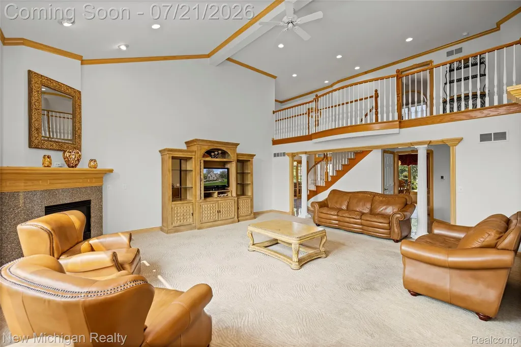 49787 Lakebridge Drive Shelby Charter Township MI 48315
