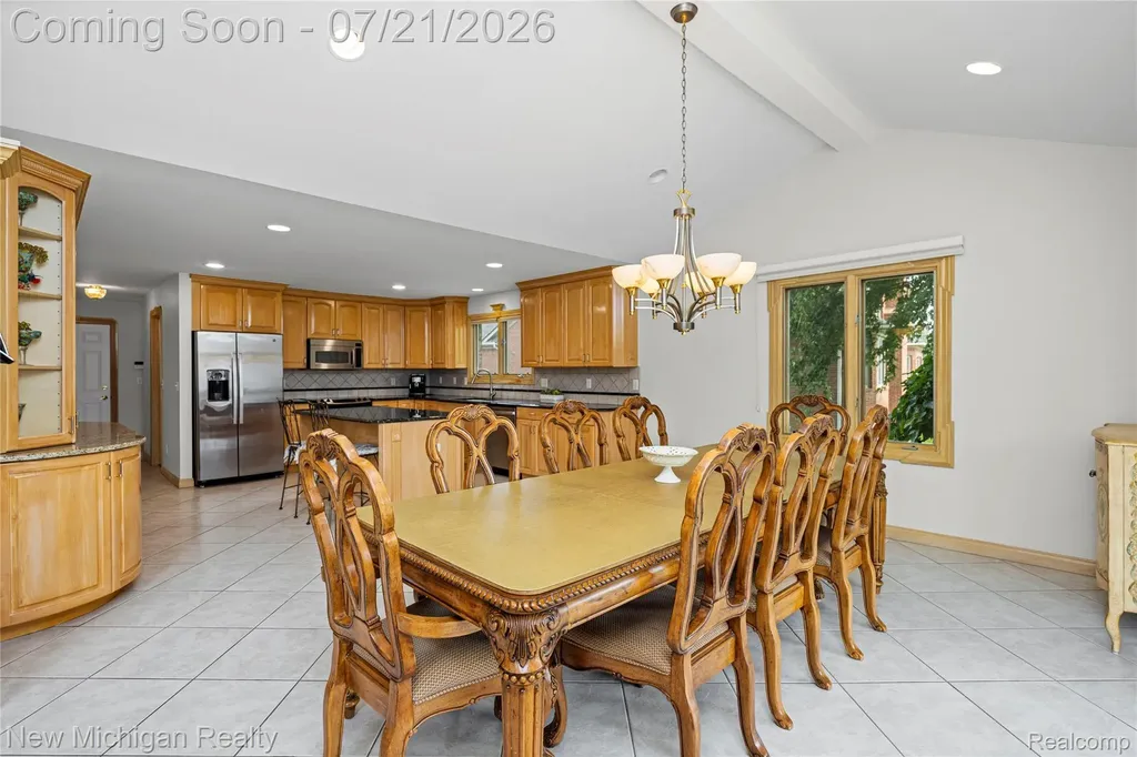 49787 Lakebridge Drive Shelby Charter Township MI 48315