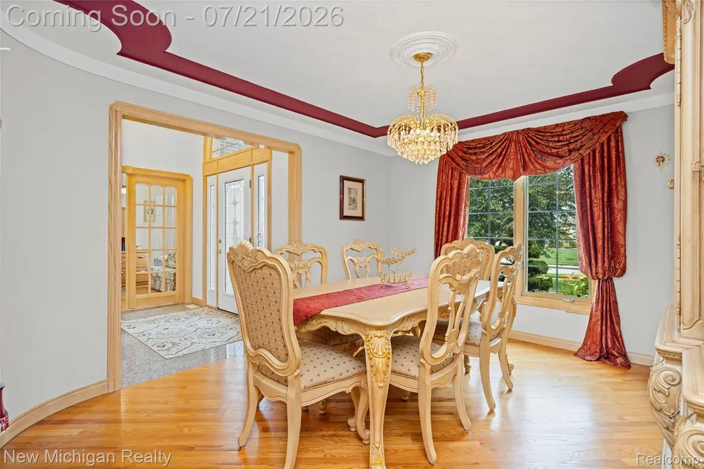 49787 Lakebridge Drive Shelby Charter Township MI 48315
