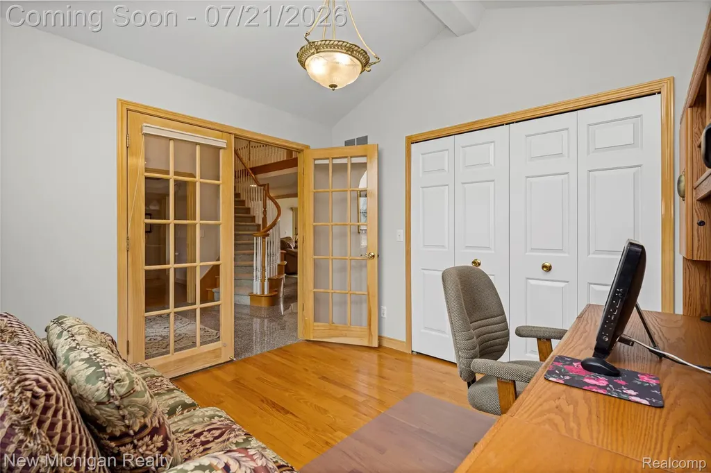 49787 Lakebridge Drive Shelby Charter Township MI 48315