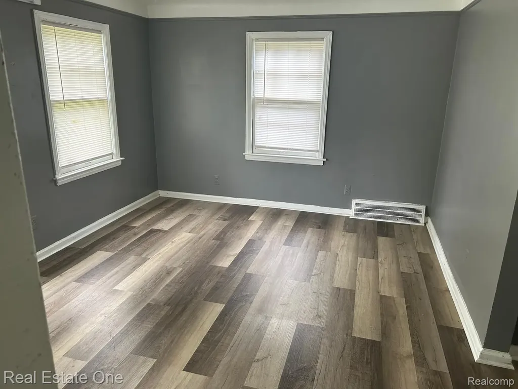6403 Faust Avenue Detroit City MI 48228