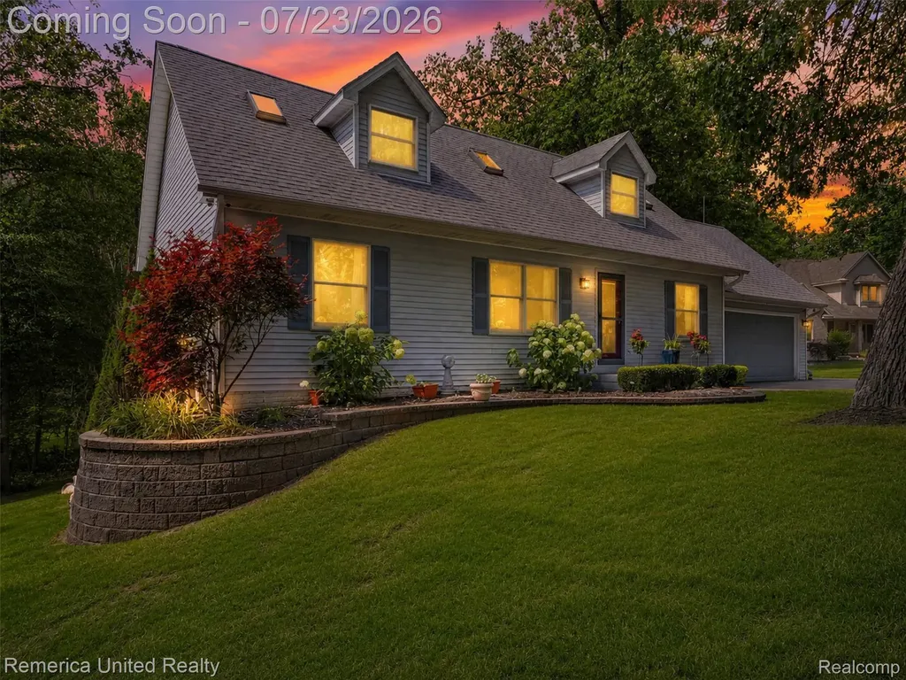 Green Oak Township MI, 11922 Cody Creek Court