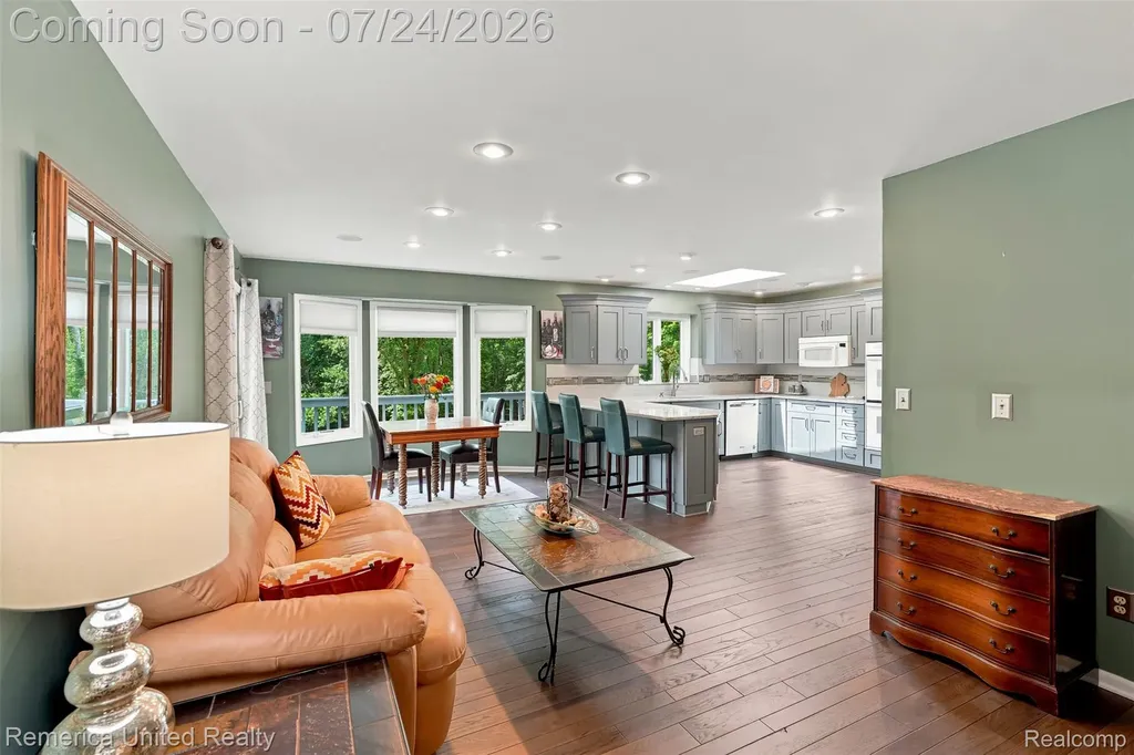 11922 Cody Creek Court Green Oak Township MI 48178