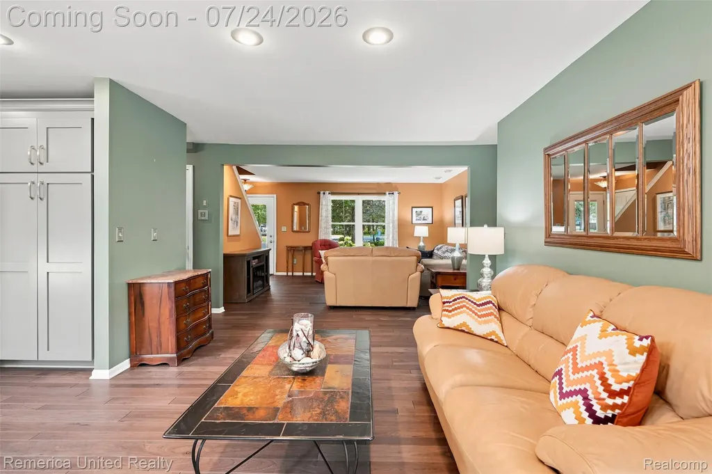 11922 Cody Creek Court Green Oak Township MI 48178