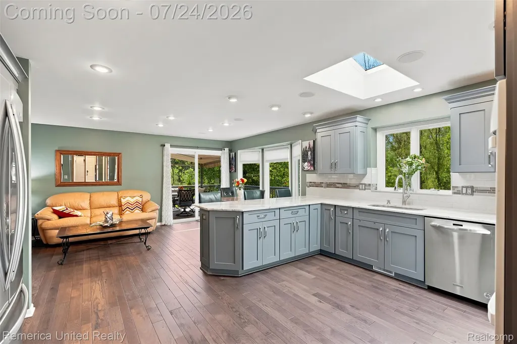 11922 Cody Creek Court Green Oak Township MI 48178