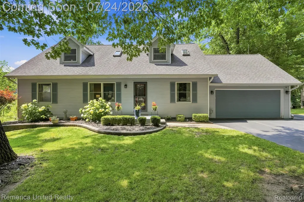 11922 Cody Creek Court Green Oak Township MI 48178