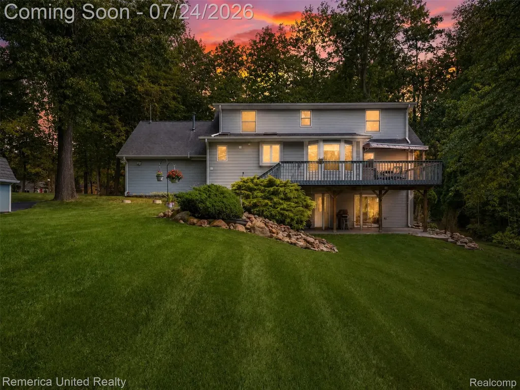 11922 Cody Creek Court Green Oak Township MI 48178