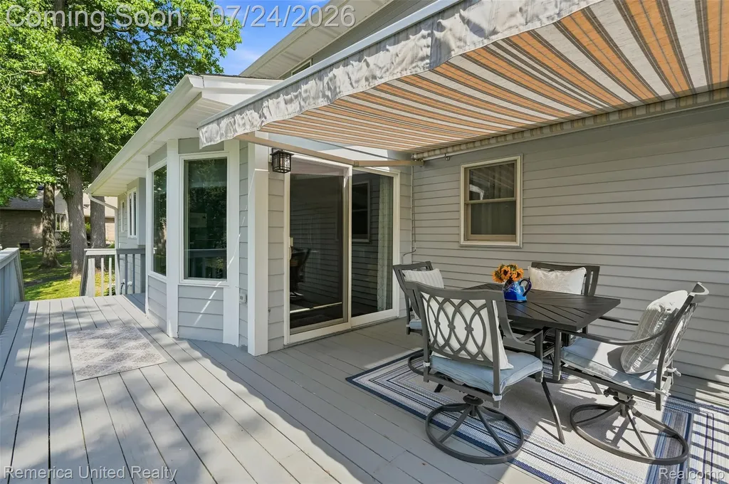 11922 Cody Creek Court Green Oak Township MI 48178