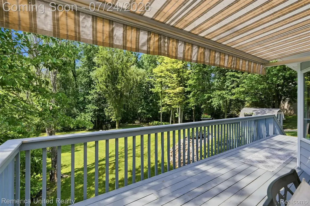 11922 Cody Creek Court Green Oak Township MI 48178