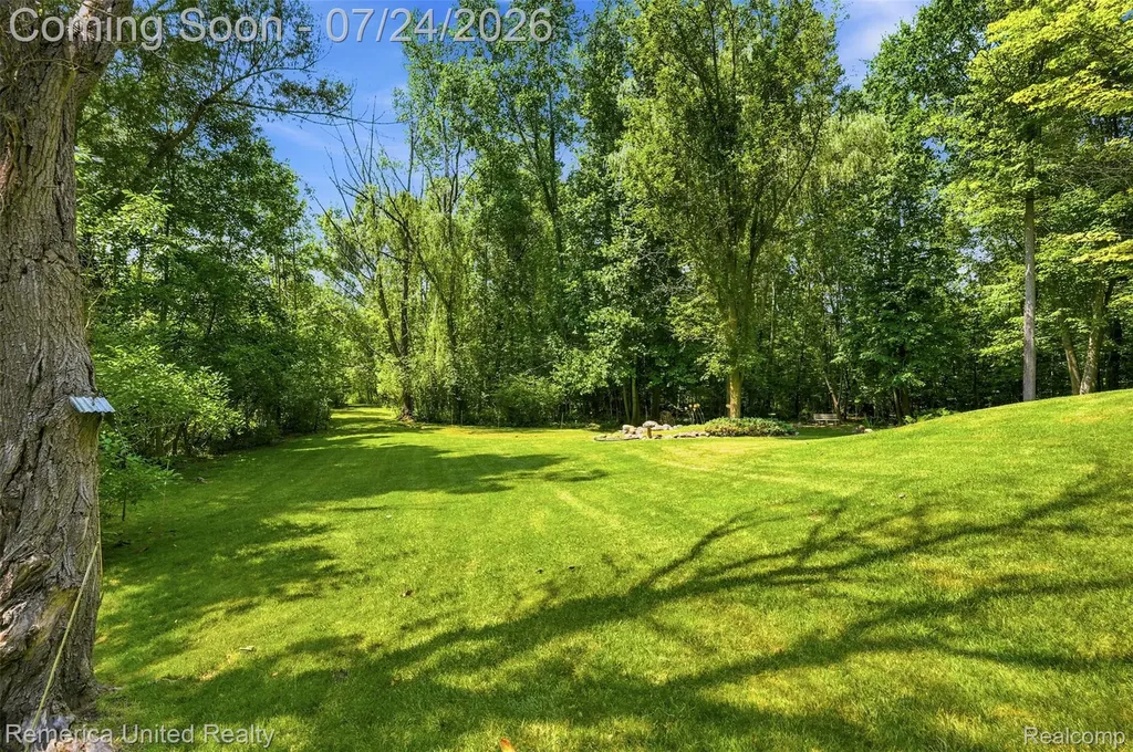 11922 Cody Creek Court Green Oak Township MI 48178