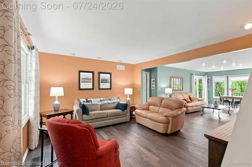 11922 Cody Creek Court Green Oak Township MI 48178