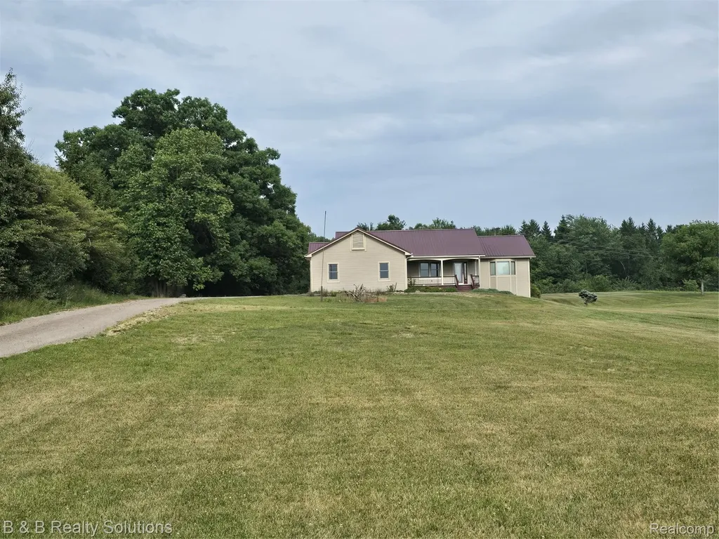 5868 Marathon Road Marathon Township MI 48464