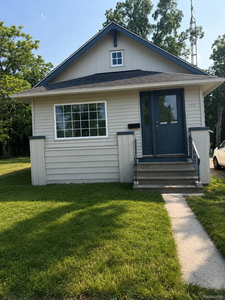 1525 Prospect Street Flint City MI 48503