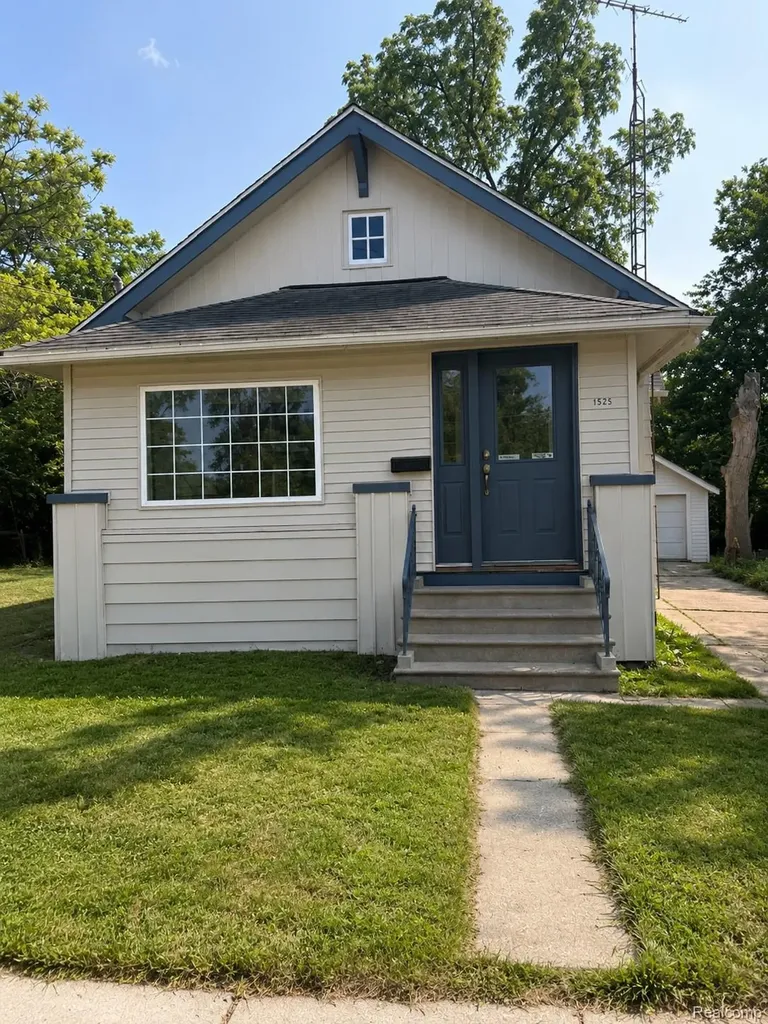 1525 Prospect Street Flint City MI 48503