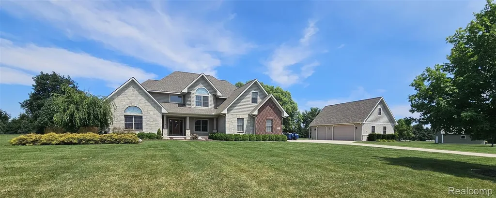 7297 S Pinefield Drive Webster Township MI 48130
