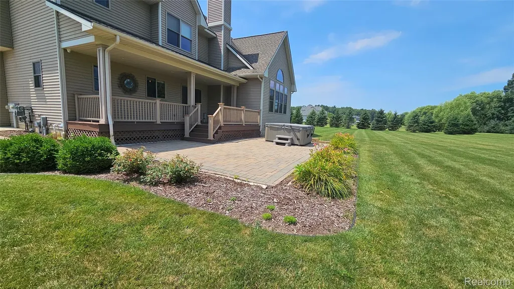 7297 S Pinefield Drive Webster Township MI 48130