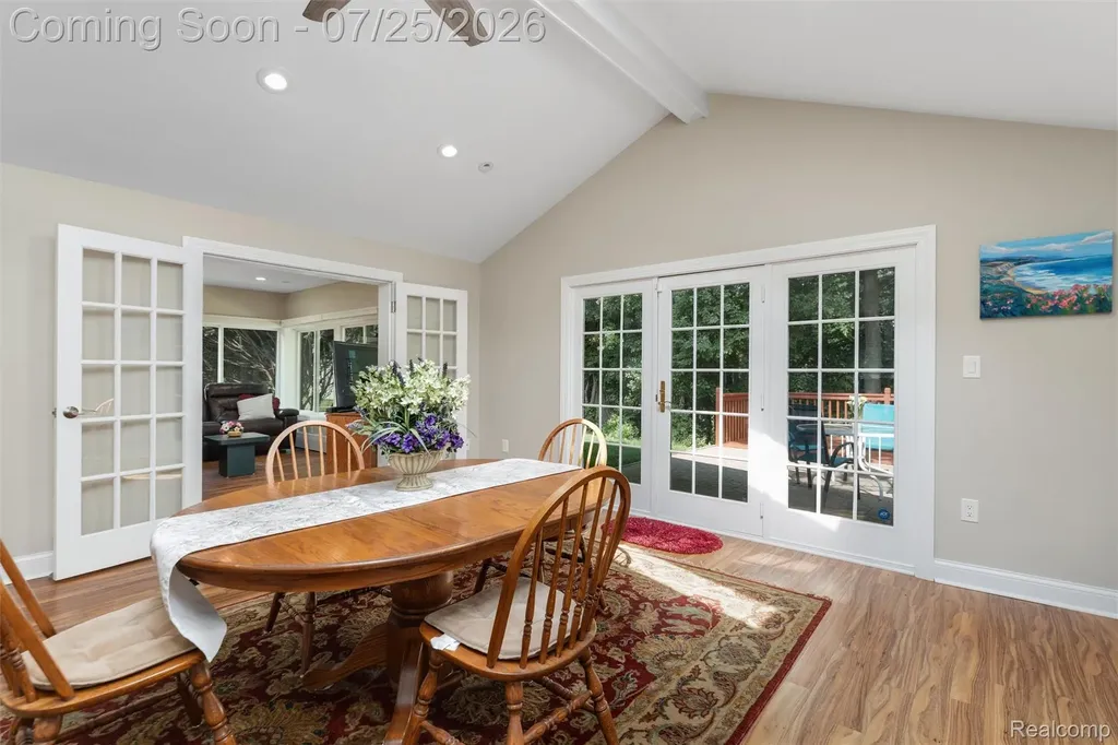 24800 N Cromwell Drive Franklin Village MI 48025