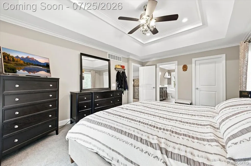 61076 Miriam Drive Washington Township MI 48094