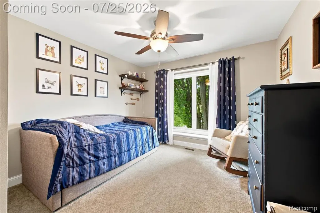 61076 Miriam Drive Washington Township MI 48094