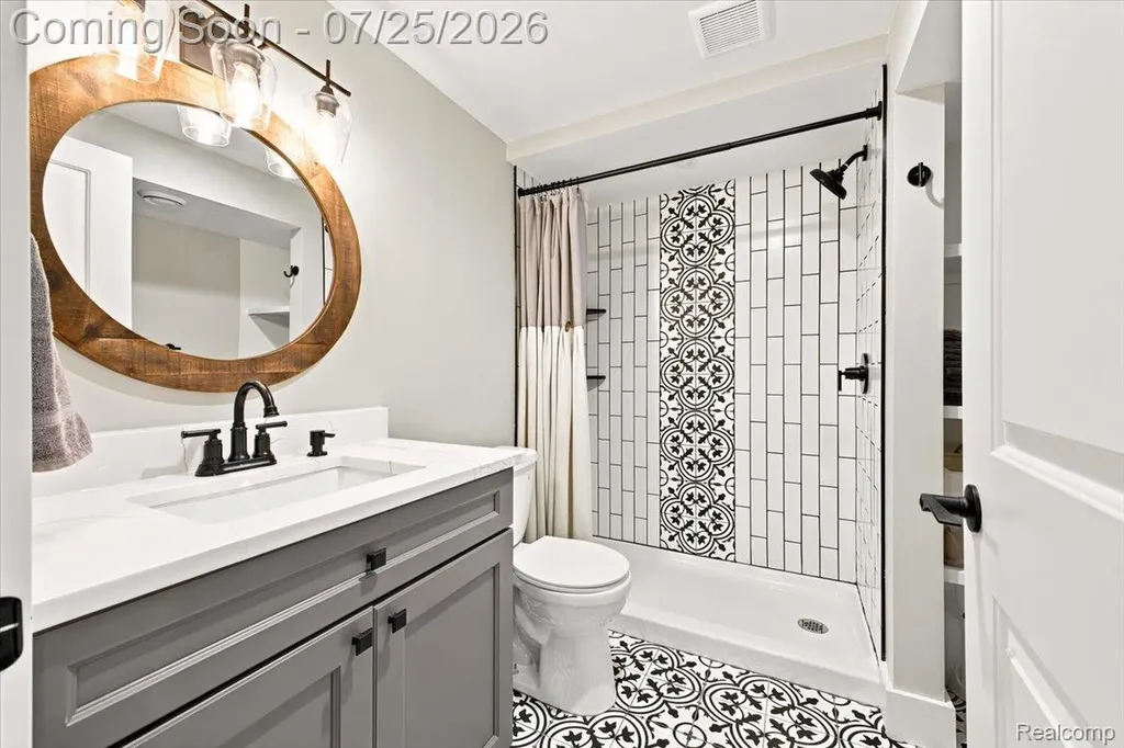 61076 Miriam Drive Washington Township MI 48094