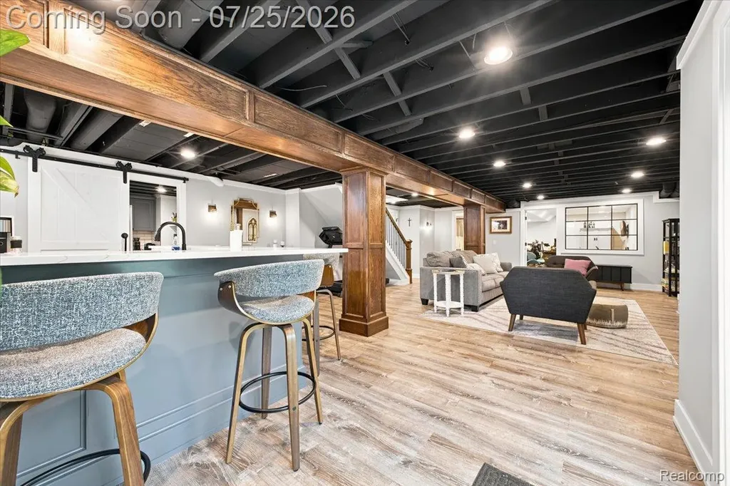 61076 Miriam Drive Washington Township MI 48094