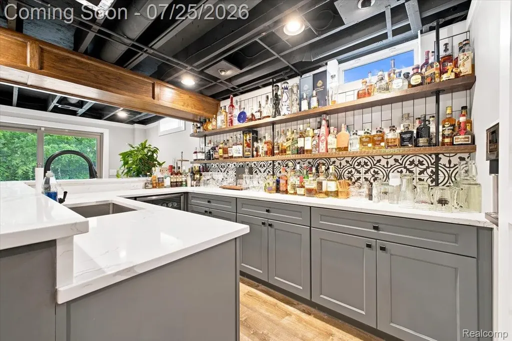 61076 Miriam Drive Washington Township MI 48094