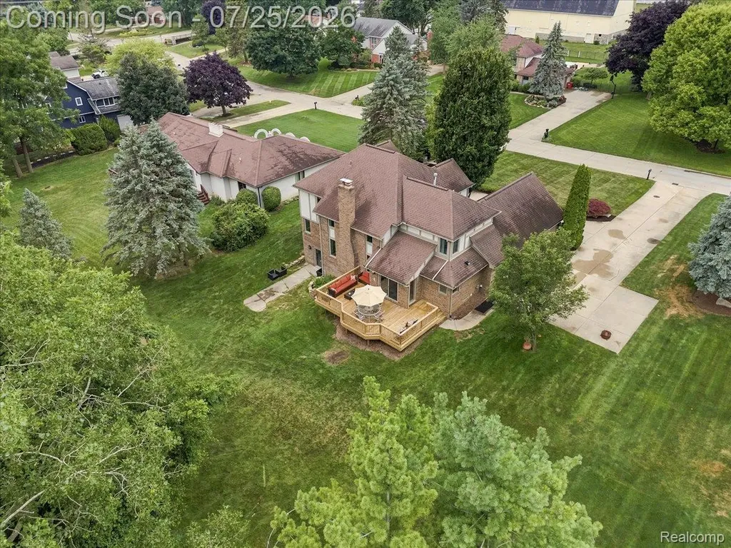 61076 Miriam Drive Washington Township MI 48094