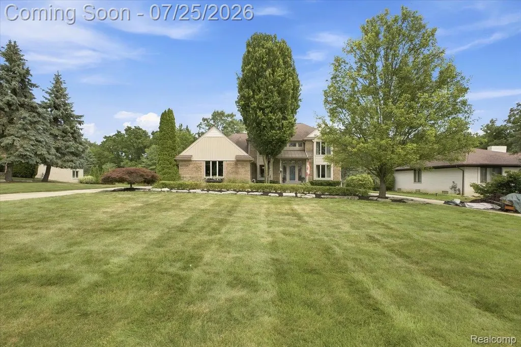 61076 Miriam Drive Washington Township MI 48094