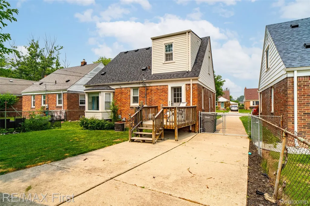 18223 Audette Street Dearborn City MI 48124