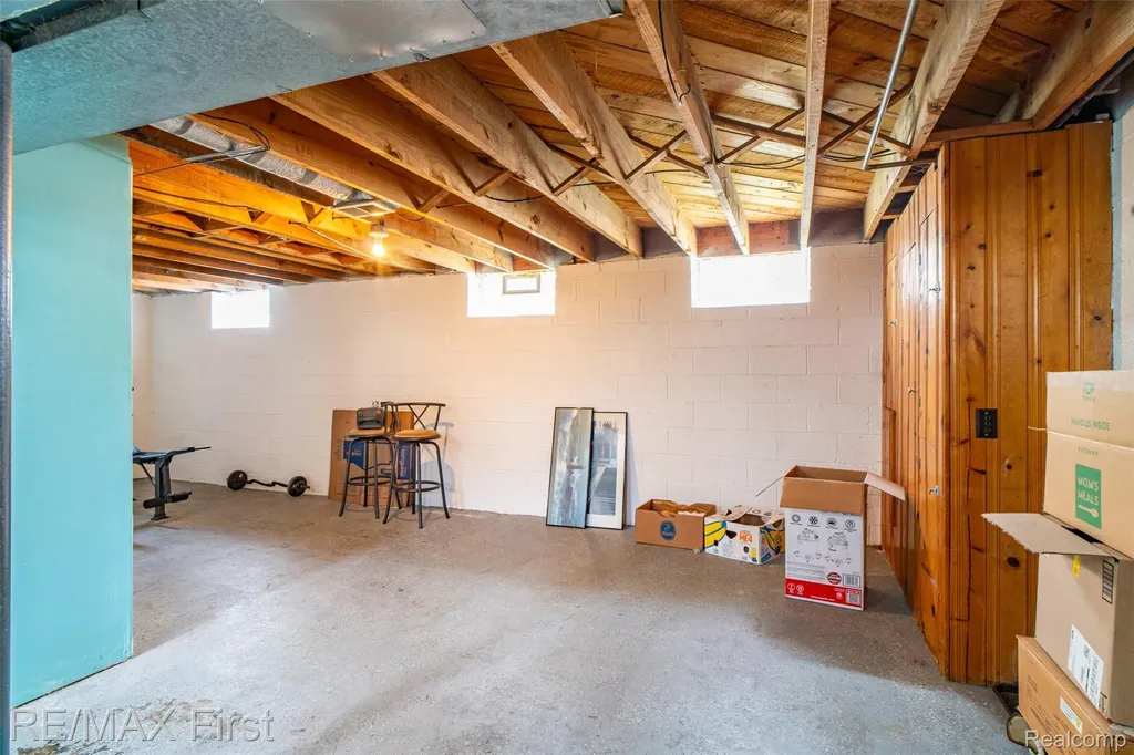 18223 Audette Street Dearborn City MI 48124