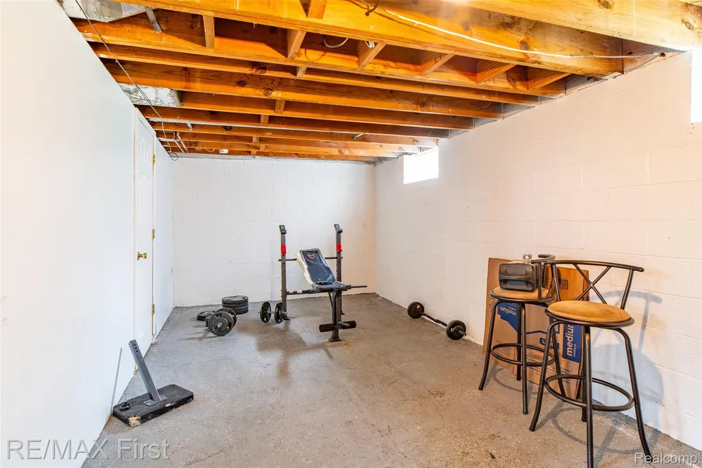 18223 Audette Street Dearborn City MI 48124