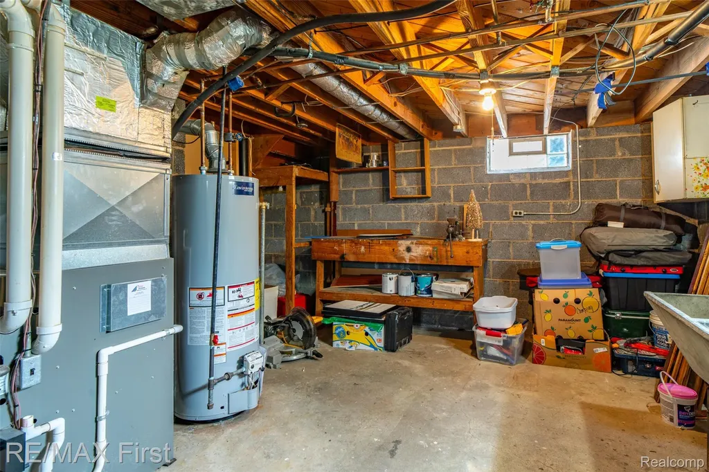 18223 Audette Street Dearborn City MI 48124