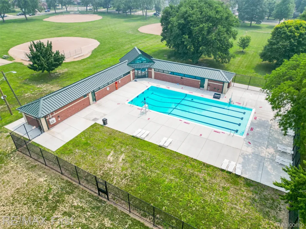 18223 Audette Street Dearborn City MI 48124