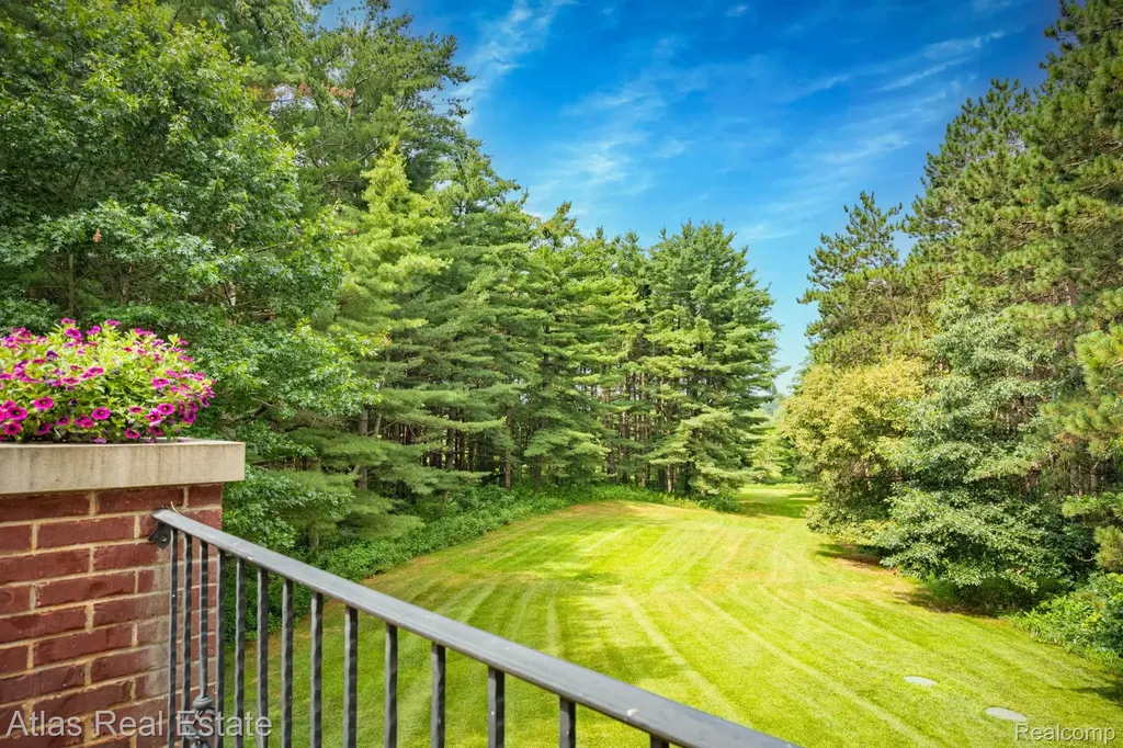 10380 S S. State Road Atlas Township MI 48438