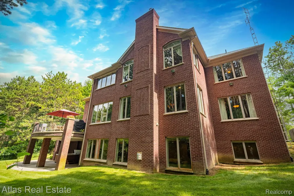10380 S S. State Road Atlas Township MI 48438