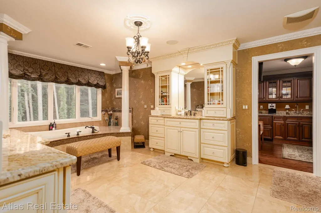 10380 S S. State Road Atlas Township MI 48438