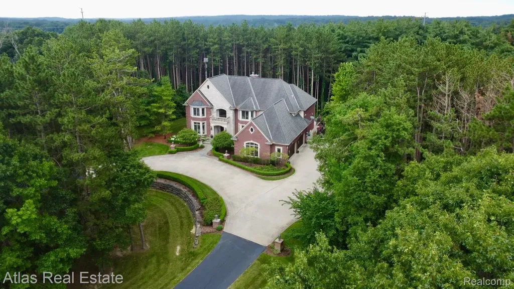 10380 S S. State Road Atlas Township MI 48438