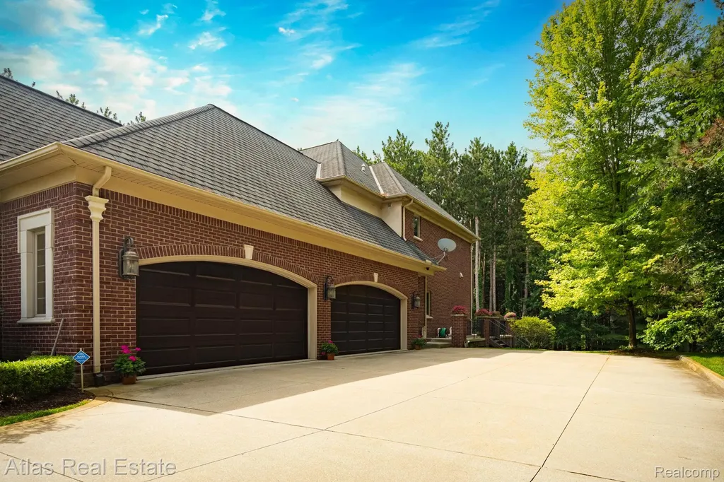 10380 S S. State Road Atlas Township MI 48438