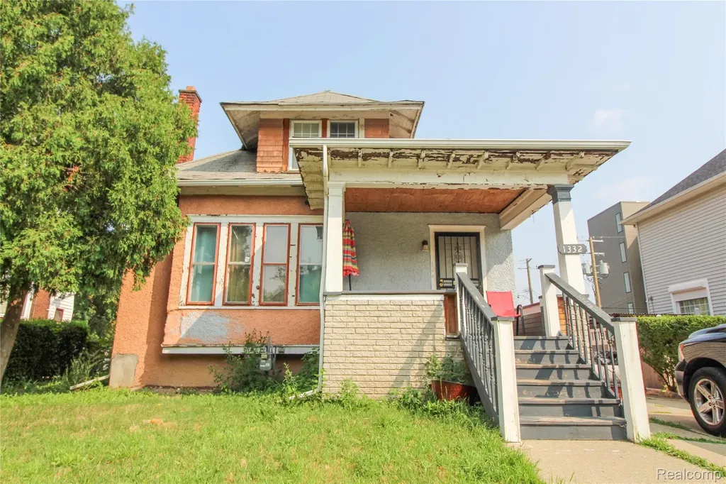 1332 Seward Street Detroit City MI 48202