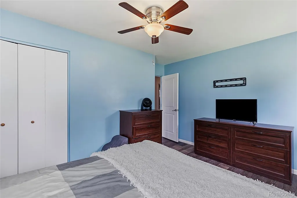3403 Ardreth Drive Waterford Charter Township MI 48329