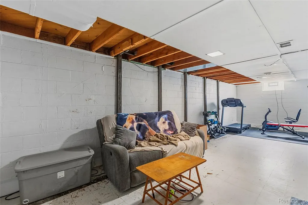 3403 Ardreth Drive Waterford Charter Township MI 48329