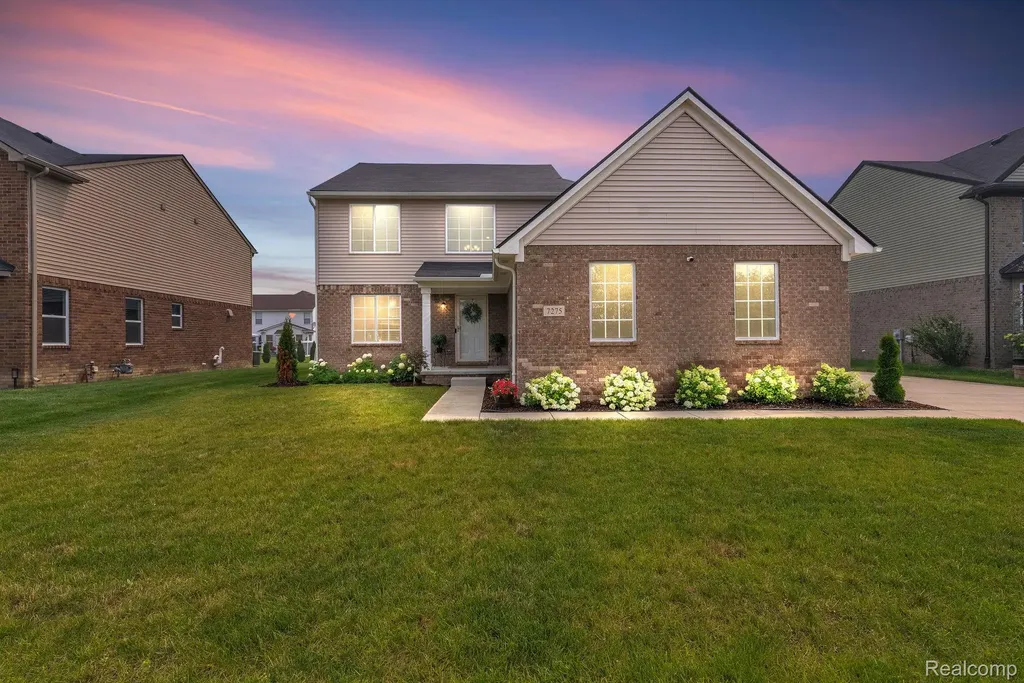 7275 Castell Boulevard Van Buren Charter Township MI 48111